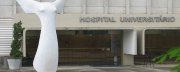 Reitoria da USP mantém trabalhadores do Hospital Universitário em risco sem EPI's