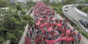 Sem-teto fazem Alckmin prometer casas para as 7000 famílias, após uma grande marcha