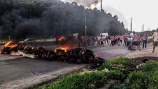 Frente Povo sem Medo realiza cortes de rodovia em SP e em Porto Alegre