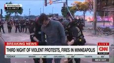 Repórter negro da CNN é preso ao vivo em Mineápolis pelo Estado racista de Trump