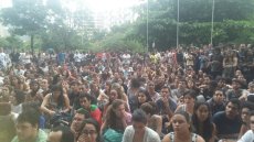 Estudantes da UERJ dizem basta à precarização e decretam greve