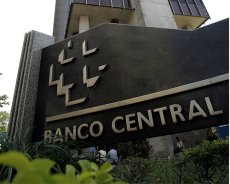Banco Central mantém taxa básica de juros em 14,25% ao ano
