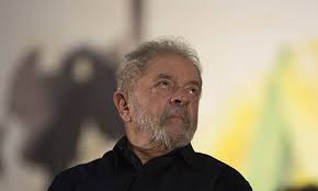 Moro manda confiscar R$ 600 mil das contas de Lula