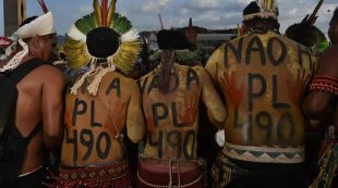 Unificar indígenas e trabalhadores nas ruas contra o golpismo bolsonarista