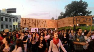 Grande ato nas ruas de Porto Alegre contra a PEC do fim do mundo