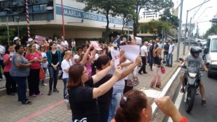 Trabalhadores da Saúde de Marília/SP entram em greve e fazem protesto