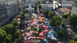 Na Argentina, multidão lotou a Plaza de Mayo contra o FMI e o ajuste