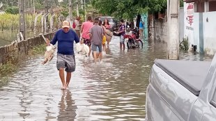 Enchentes em Natal são culpa do desgoverno de Álvaro Dias, mas também de Fátima Bezerra