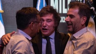 Deputados peronistas colaboram com a extrema direita e apoiam projeto de Milei