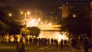 Honduras: a oposição denuncia fraude e as Forças Armadas reprimem os protestos