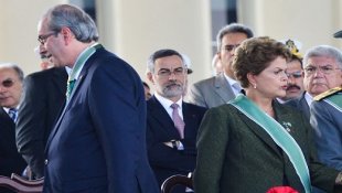 Dilma e Cunha em: jogos, trapaças, acusações de mentira em dois canos fumegantes