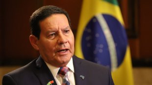 Mourão: quando a farsa da oposição de "centro" se encontra com Bolsonaro
