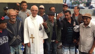 Extrema direita que odeia pobres instaura CPI contra padre Júlio Lancellotti em clara perseguição política