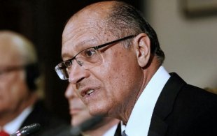 Alckmin jura aos patrões acabar com a aposentadoria no primeiro ano de mandato