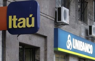 Itau Unibanco chantageia economia do país com a alta do dólar para aplicar reformas 