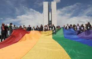 Brasil e EUA: os limites do movimento por direitos democráticos