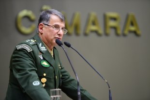 Comandante do Exército fortalece discurso da reacionária 'Escola sem Partido'