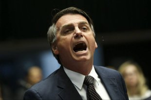 Bolsonaro filia-se ao PSL, partido alugado para fazer campanha reacionária à presidência