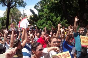 Justiça decreta ilegalidade da greve dos professores de Fortaleza. Mas a luta segue!