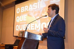 João Amoedo do Novo: "gostaria de privatizar a Petrobras e acabar com o monopólio”