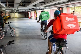 Aumento de mortes de ciclistas revelam crueldade de empresas de delivery e da reforma trabalhista