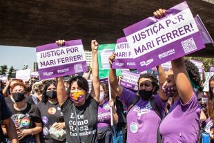 Bancada Revolucionária participa com bloco em ato por justiça para Mari Ferrer em SP