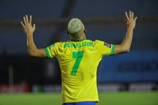 Richarlison dedica gol aos amapaenses: “O povo do Amapá não vai poder ver meu gol hoje”
