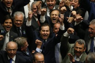 Congresso brasileiro é o segundo mais caro do mundo dentre 110 países