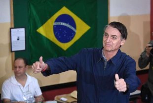 Eleitores e partido de Bolsonaro difundem centenas de fake news sobre urnas fraudadas