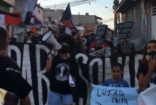 Em São Rafael, Guarulhos, moradores e movimentos sociais fazem ato contra Bolsonaro