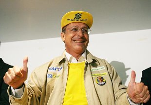 Em sabatina, Alckmin prometeu privatizações, cogitando até a Caixa Econômica Federal