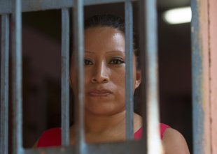 El Salvador mantém a condenação injusta de Teodora del Carmen Vásquez