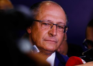 Alckmin gastou R$ 28 milhões com revistas e jornais com dinheiro destinado para educação