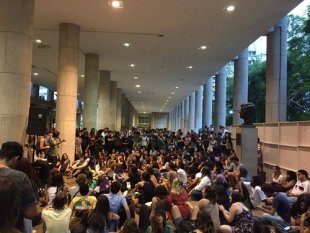 PUC-Rio ocupada pelos estudantes contra a PEC 55