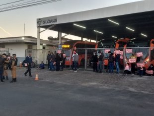 Apesar do sindicato, ônibus parados em Curitiba