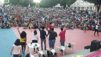 Alunos da Federal do Ceará votam greve e ocupação contra PEC 241