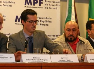 Procuradores da Lava Jato teriam protegido doleiro antes de se voltarem contra a Petrobrás, diz MPF-PR