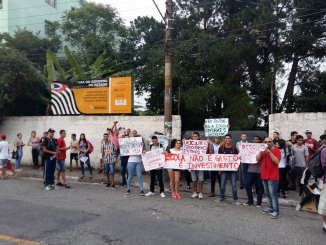 EE Maria Eugênia Martins e EE Augusto do Amaral protagonizam mais um ato contra fechamento escolar