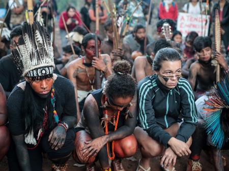 Cidade no TO segue política genocida de Bolsonaro e monta barreira racial contra indígenas