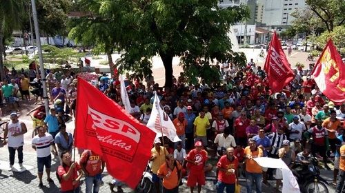 Após pressão dos operários da construção civil de Fortaleza (CE), patronal sinaliza negociação