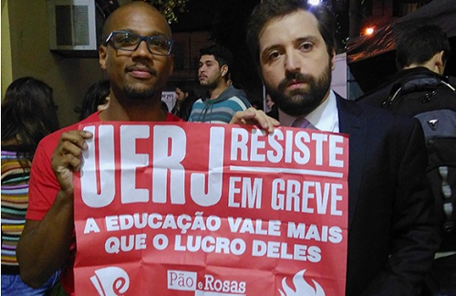 Gregorio Duvivier apoia a campanha em defesa da greve da UERJ