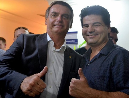 Empresário amigo de Bolsonaro é dono de 600 caminhões e diz que quer "radicalizar"