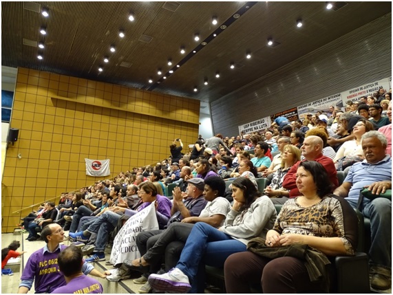 Trabalhadores vão a Alesp pedir mais verbas para as universidades em votação da LDO