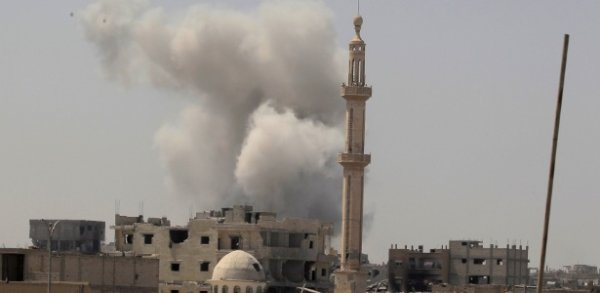 Ataques da coalizão internacional matam 42 civis no norte da Síria
