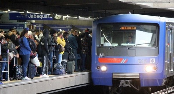Para favorecer empresários, Metrô SP gasta R$ 1 milhão para trocar nome de estação