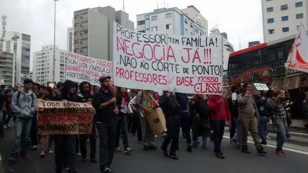 Esquerda Diário publicou mais de 100 matérias sobre a greve dos professores