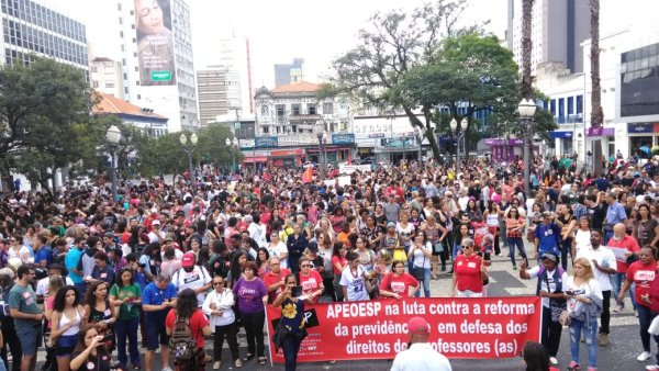 Trabalhadores mostram disposição de luta contra reforma de Bolsonaro, apesar do boicote das centrais sindicais