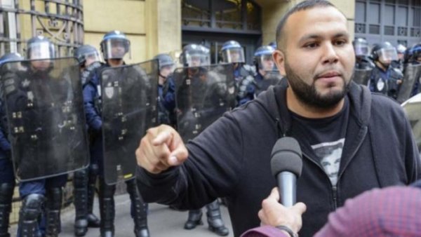França: quem é Anasse Kazib, o ferroviário que argumenta contra Macron na TV