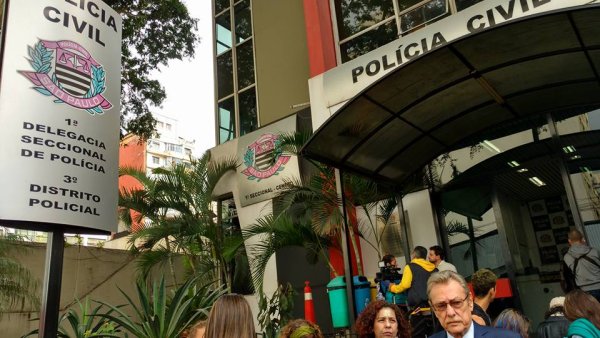Globo tem acesso a estudantes presos em SP, mas suas mães não