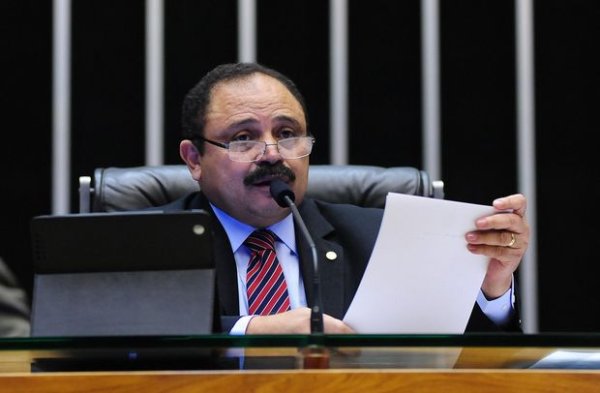 Votação do impeachment foi anulada na Câmara pelo presidente Waldir Maranhão